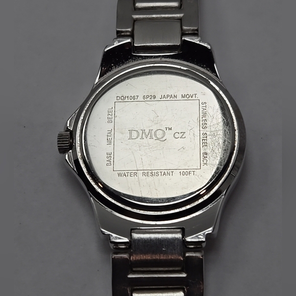Women’s DMQ Dress Watch Silver Tone Crystal Bezel Multifunction Dial New Battery - Picture 9 of 9
